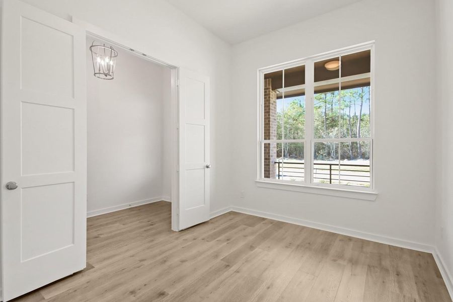 Spacious, unfurnished interior of a new home in COLTON: 60ft. lots, Todd Mission (Image 14).