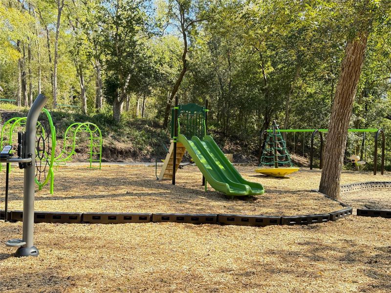 Community amenities in , Belton (Image 3).