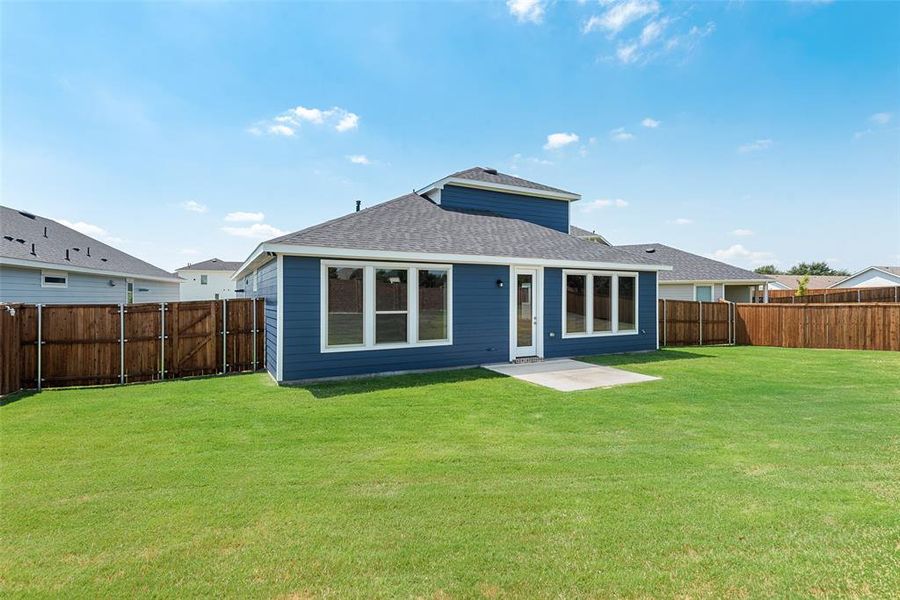 Front exterior of a new home in Creekside of Crowley, Crowley, TX, highlighting curb appeal (Image 21). Front exterior of a new home in Creekside of Crowley, Crowley, TX, highlighting curb appeal (Image 21).