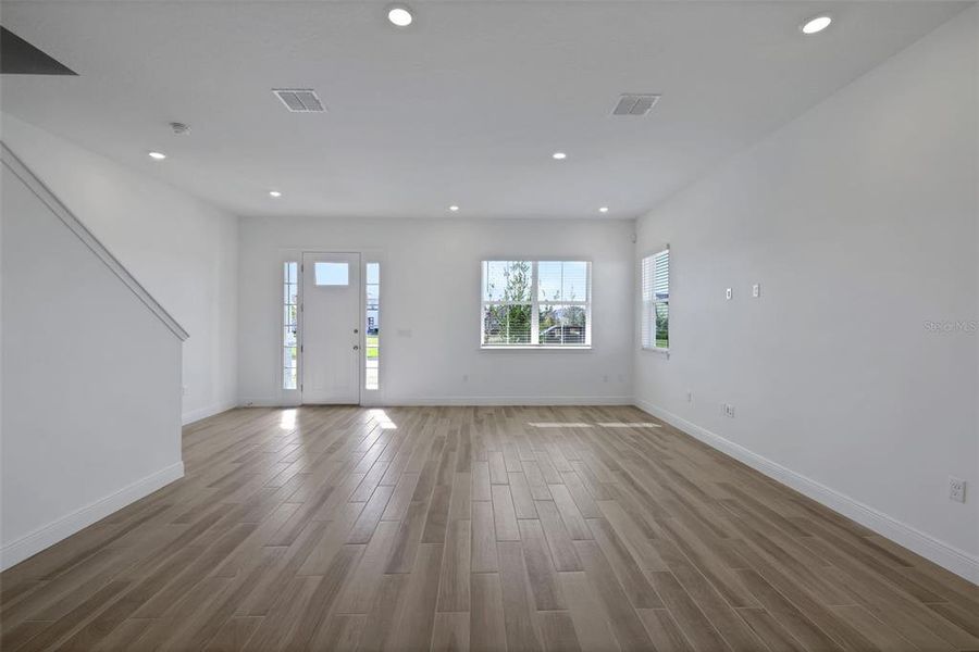 Spacious, unfurnished interior of a new home in , St. Cloud (Image 12).