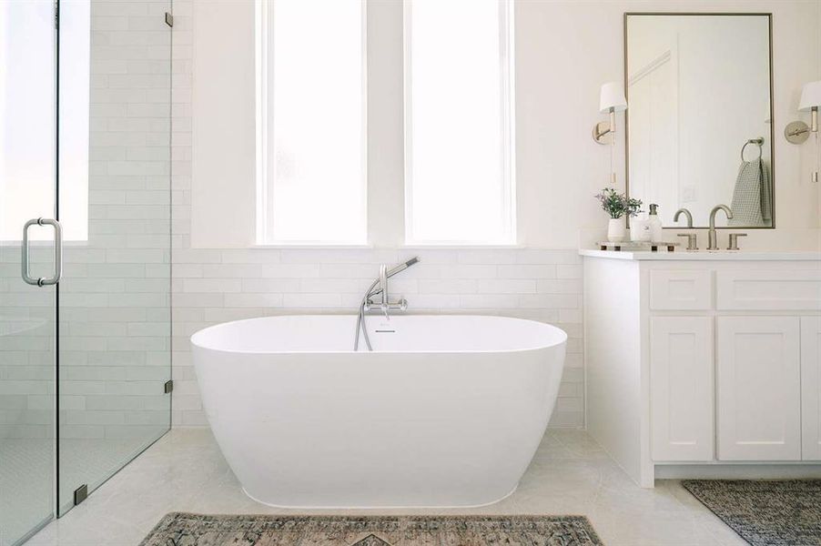 Close-up of interior finishes inside a home in , Weatherford (Image 17).