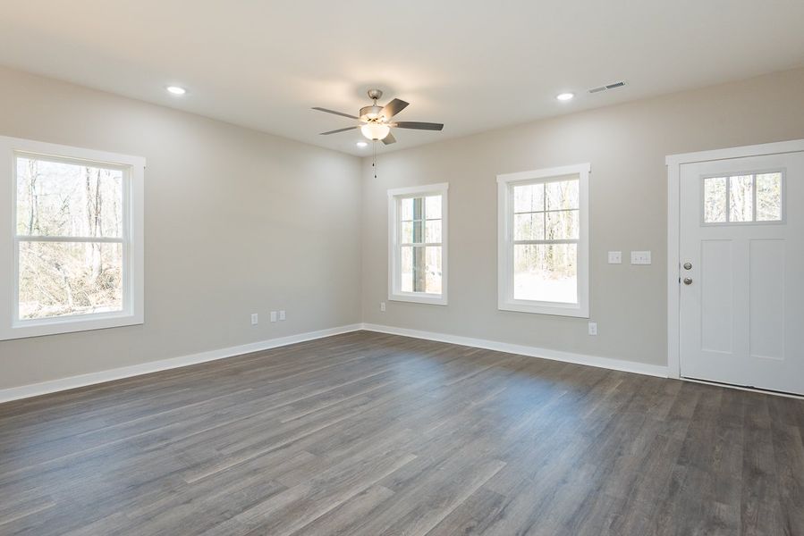 Representative unfurnished interior of a home built from the Adams by Foundation Home Builders LLC in Pallini Place, Ossipee (Image 10).