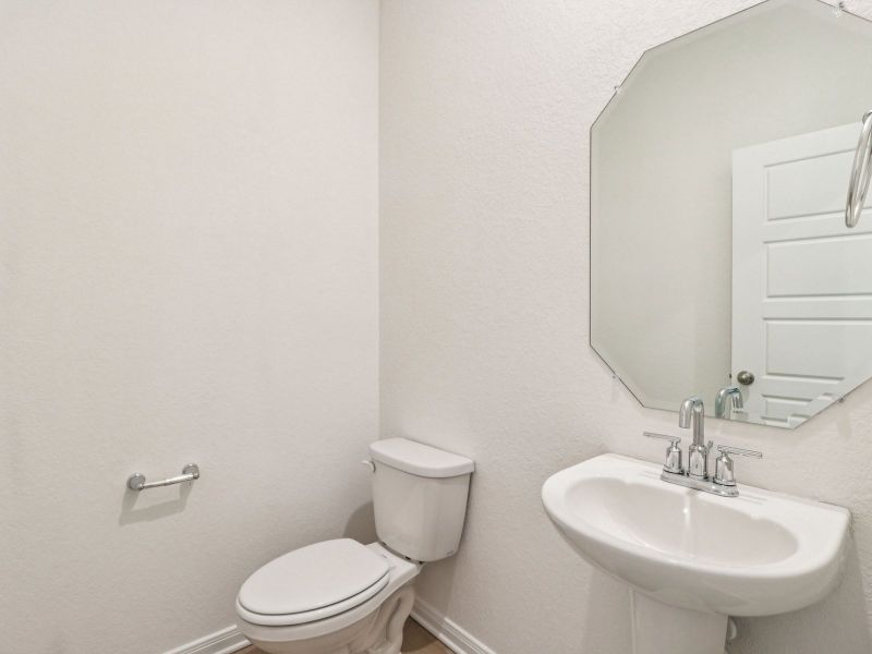 Furnished interior view inside a new home in Sagebrooke - Classic Series, San Antonio (Image 9).