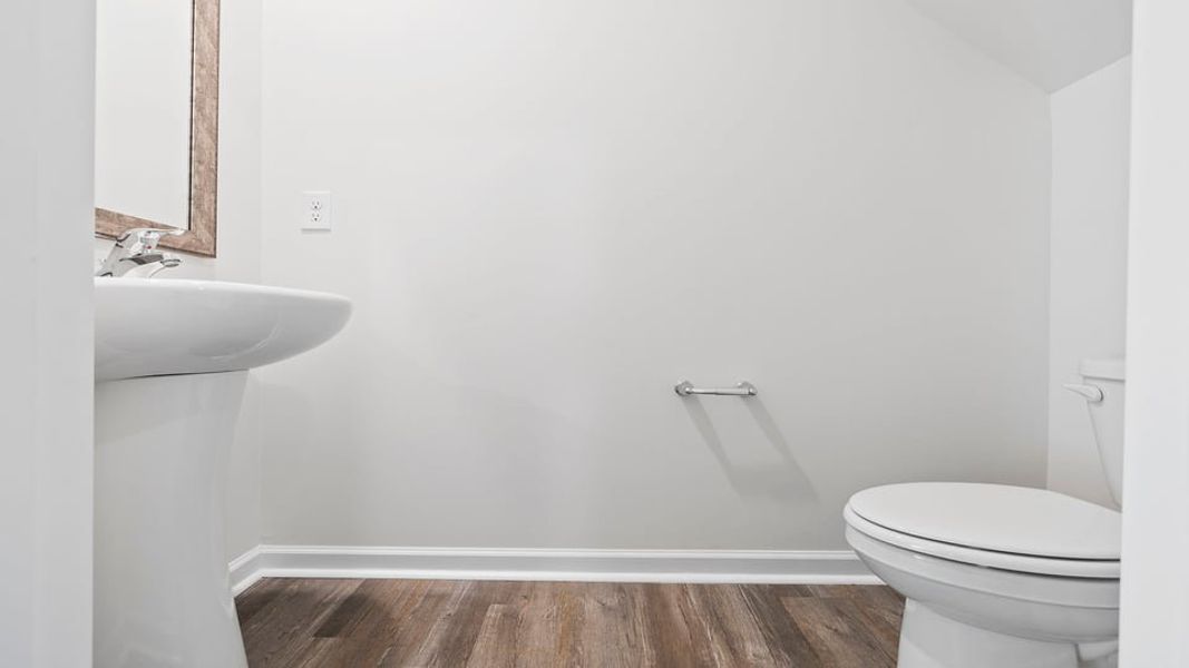 Spacious, unfurnished interior of a new home in Baxter Village, Boiling Springs (Image 16).