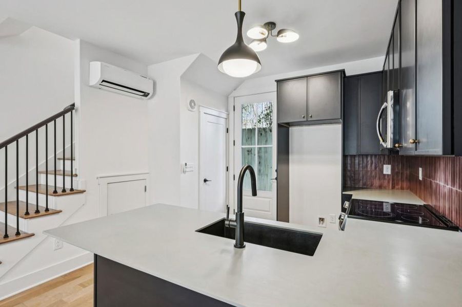 Furnished interior view inside a new home in , Atlanta (Image 8).