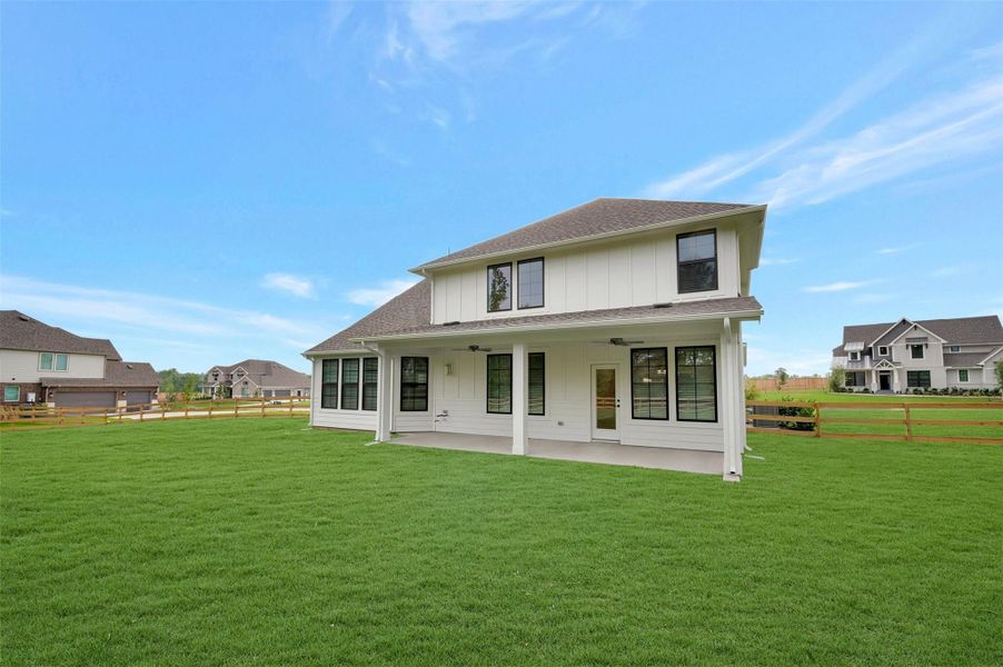 Exterior details and patio area of a home in Lone Star Landing, Montgomery (Image 3).