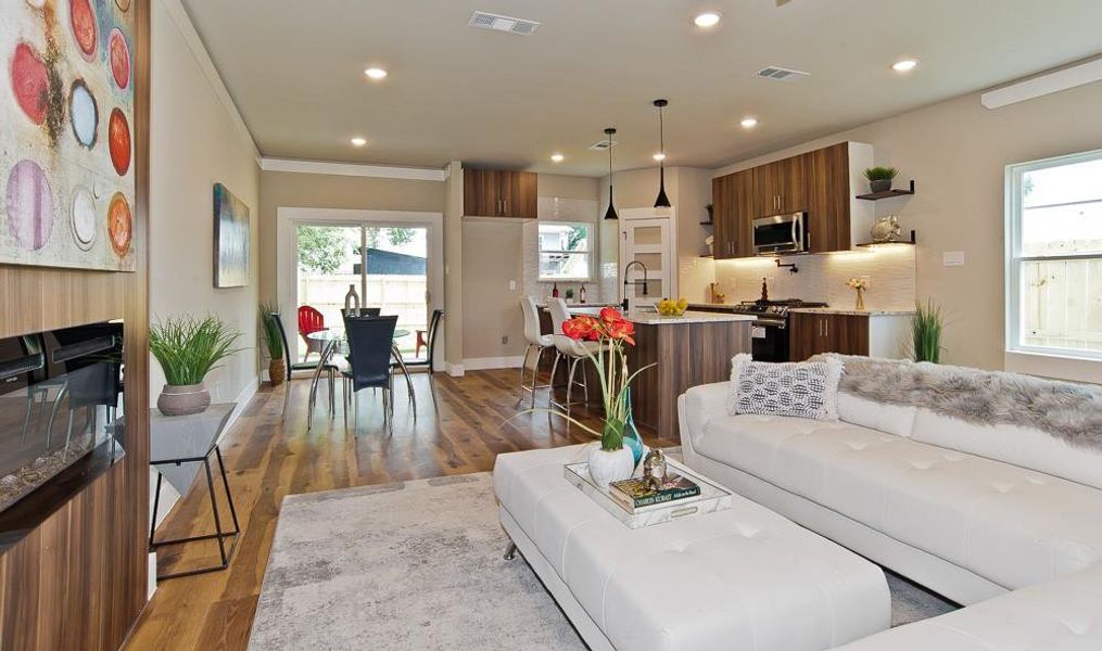 Furnished interior view inside a new home in , Dallas (Image 16). Furnished interior view inside a new home in , Dallas (Image 16).