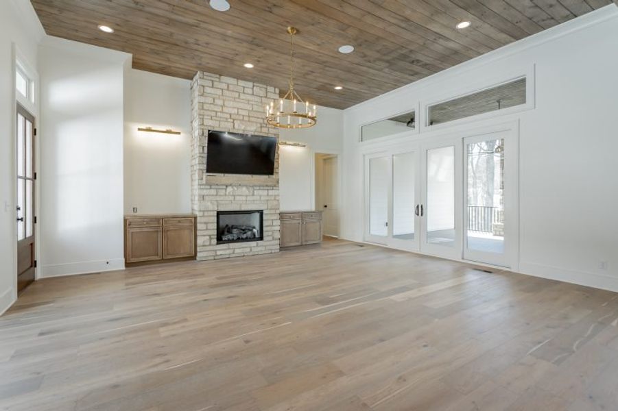 Representative unfurnished interior of a home built from the Farmington by Riverstone Construction, LLC in Jasper Highlands, Guild (Image 24). Representative unfurnished interior of a home built from the Farmington by Riverstone Construction, LLC in Jasper Highlands, Guild (Image 24).