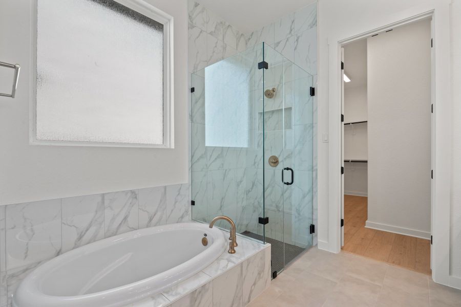 Furnished interior view inside a new home in Wolf Ranch, Georgetown (Image 17).