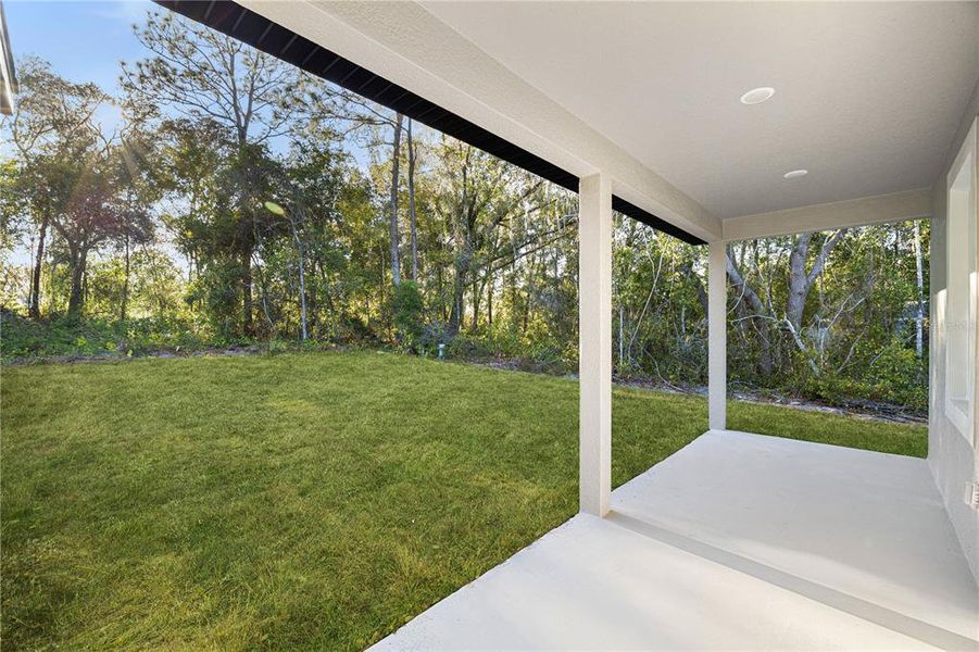 Exterior details and patio area of a home in , Dunnellon (Image 24). Exterior details and patio area of a home in , Dunnellon (Image 24).