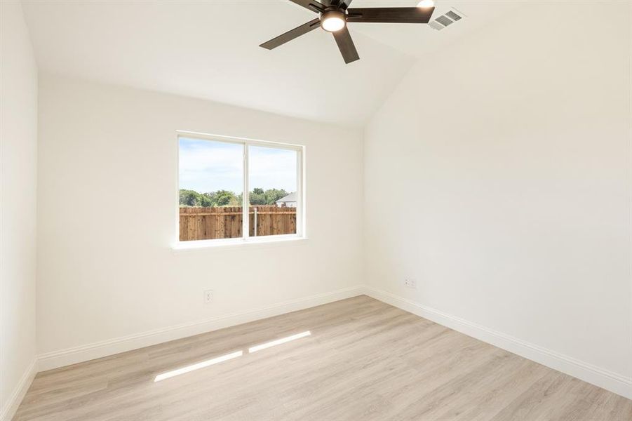 Spacious, unfurnished interior of a new home in Waverly Estates, Josephine (Image 24).