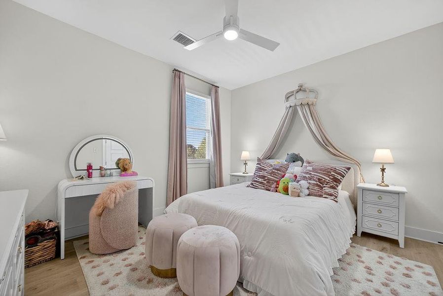 Furnished interior view inside a new home in , Dallas (Image 15). Furnished interior view inside a new home in , Dallas (Image 15).