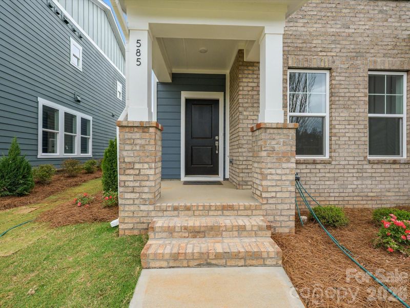 End unit home with extra windows!