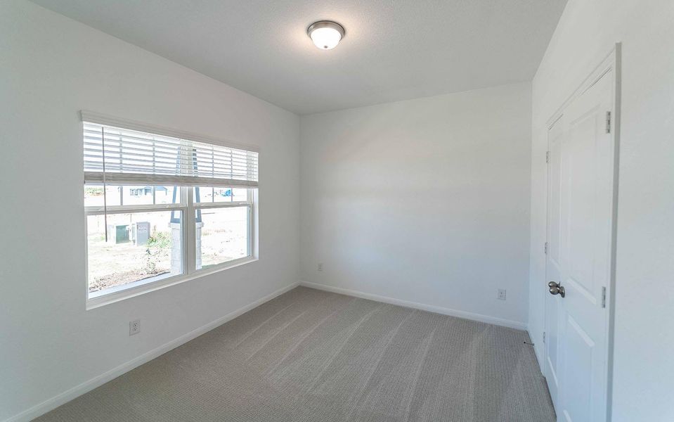 Spacious, unfurnished interior of a new home in Paramount, Kyle (Image 10).