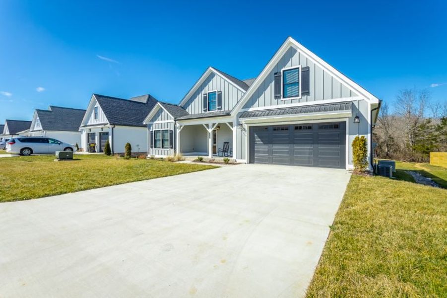 Representative exterior photo of a completed home built from the Autumnbrook A by Riverstone Construction, LLC in Faith View, Ooltewah, TN (Image 32).