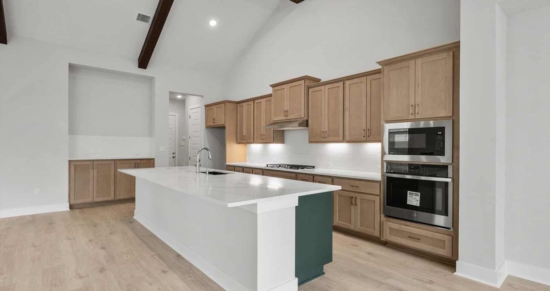 Furnished interior view inside a new home in Meyer Ranch, New Braunfels (Image 5).