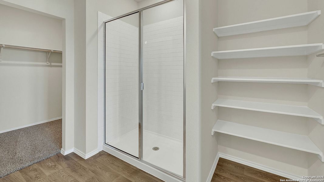Spacious, unfurnished interior of a new home in Bollinger, Maxwell (Image 24). Spacious, unfurnished interior of a new home in Bollinger, Maxwell (Image 24).