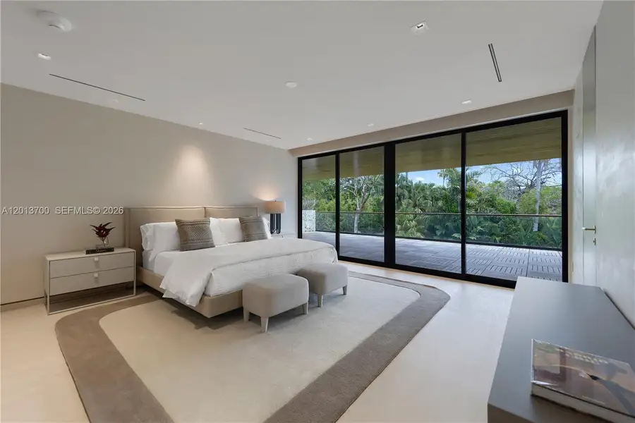 Furnished interior view inside a new home in , Pinecrest (Image 4).