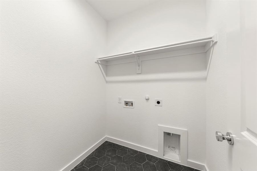 512 Sherwood_3502_Hackberry_Utility