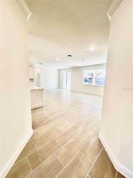 Spacious, unfurnished interior of a new home in Palm Coast, Palm Coast (Image 18).