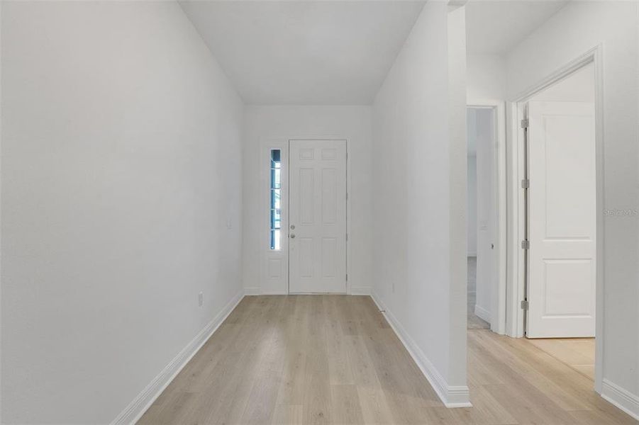 Spacious, unfurnished interior of a new home in Palms at Windermere, Windermere (Image 26).