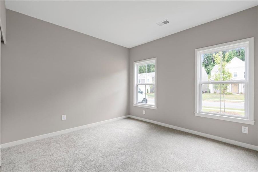 Spacious, unfurnished interior of a new home in Crossvine Estates, Braselton (Image 38).