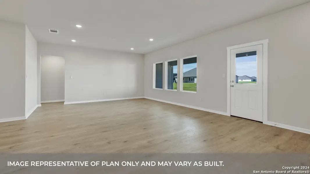 Spacious, unfurnished interior of a new home in Hartland Ranch, Lockhart (Image 13).