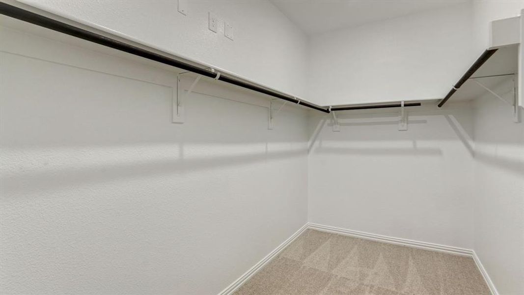 Spacious, unfurnished interior of a new home in Eastridge - Spring Series, McKinney (Image 28).