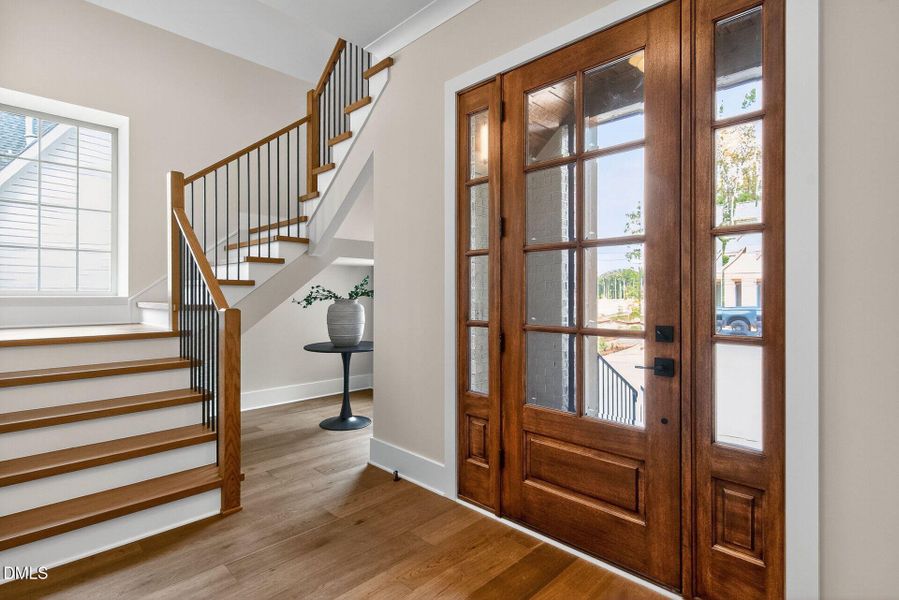 004-1920x1080-foyer 004-1920x1080-foyer