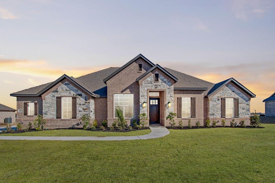 Elevation A with Stone | Concept 2586 at Hidden Creek Estates in Van Alstyne, TX by Landsea Homes