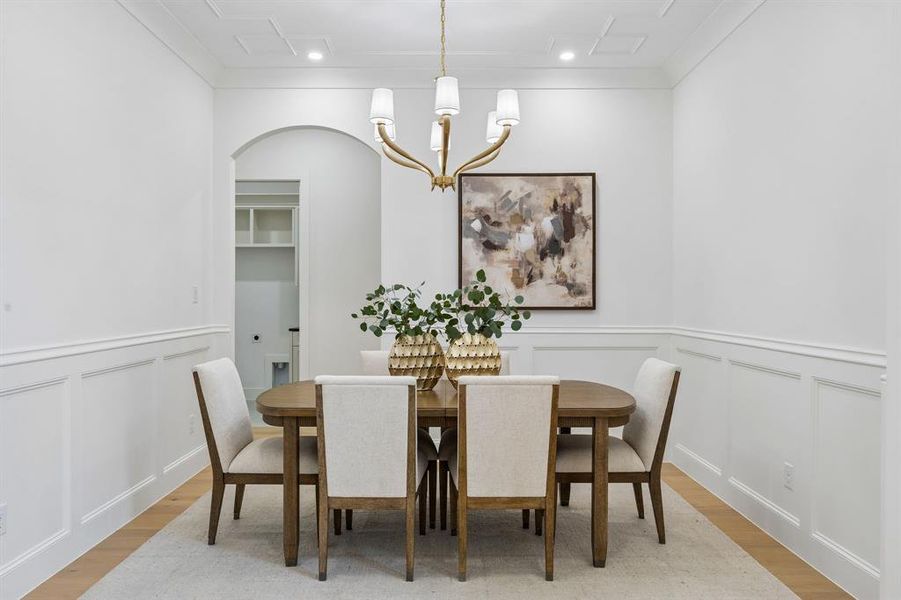 Furnished interior view inside a new home in , Dallas (Image 10).