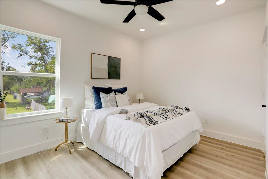 The 10x10 SF 3rd bedroom has ceiling fan with light plus recessed lighting. The 10x10 SF 3rd bedroom has ceiling fan with light plus recessed lighting.