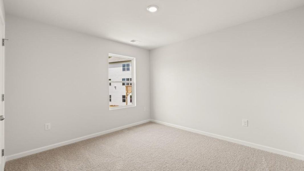 Spacious, unfurnished interior of a new home in Liberty Crossing, Braselton (Image 25).