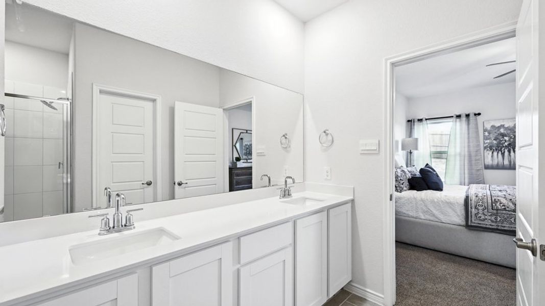 Representative furnished interior of a home built from the Ivery II by D.R. Horton in Elevon, Lavon (Image 16).