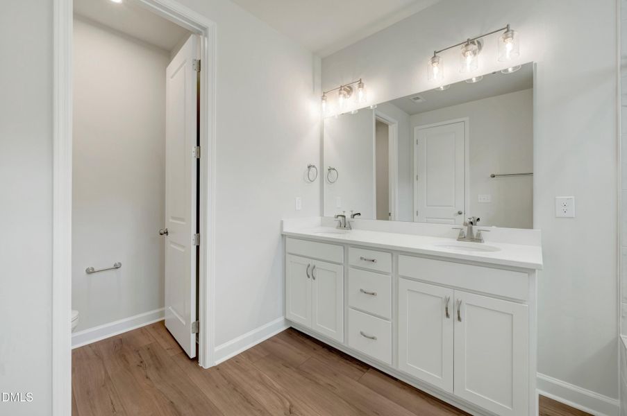 RAL_MewsatHoldingVillage_Sampson-MewsatH