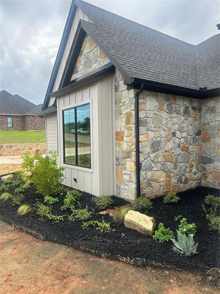 Exterior details and patio area of a home in , Bowie (Image 3).