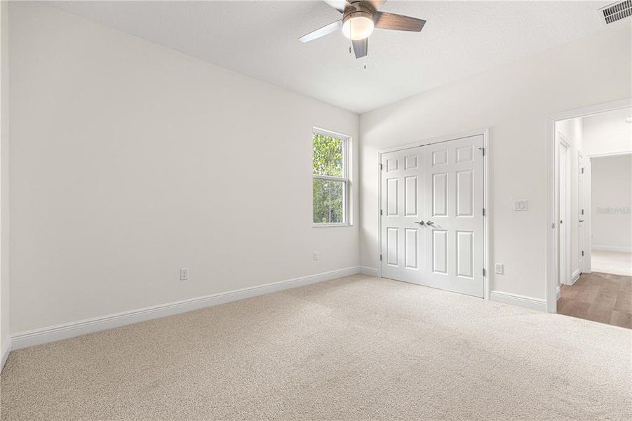 Spacious, unfurnished interior of a new home in , Dunnellon (Image 44).