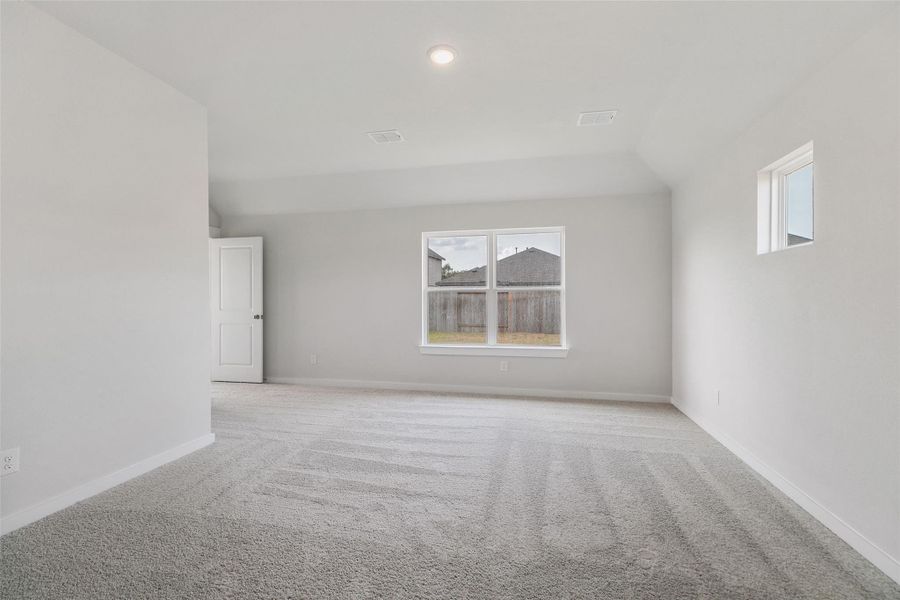 Spacious, unfurnished interior of a new home in Cielo, Conroe (Image 30). Spacious, unfurnished interior of a new home in Cielo, Conroe (Image 30).