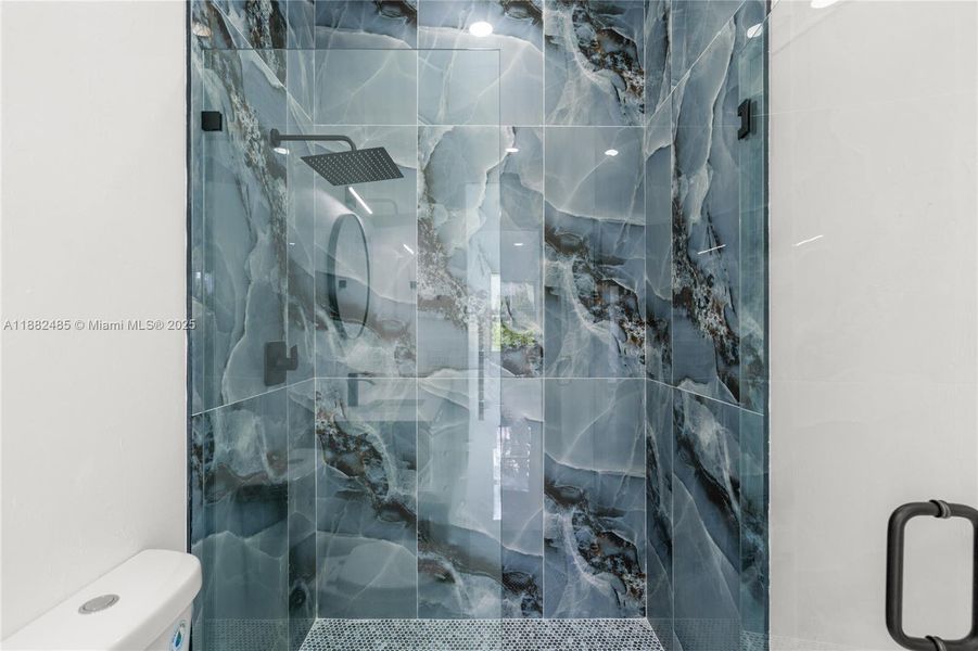 Close-up of interior finishes inside a home in , Lehigh Acres (Image 16).