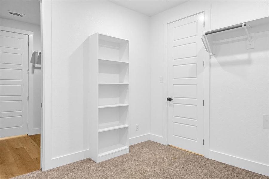 Image 29 of a home in . Image 29 of a home in .