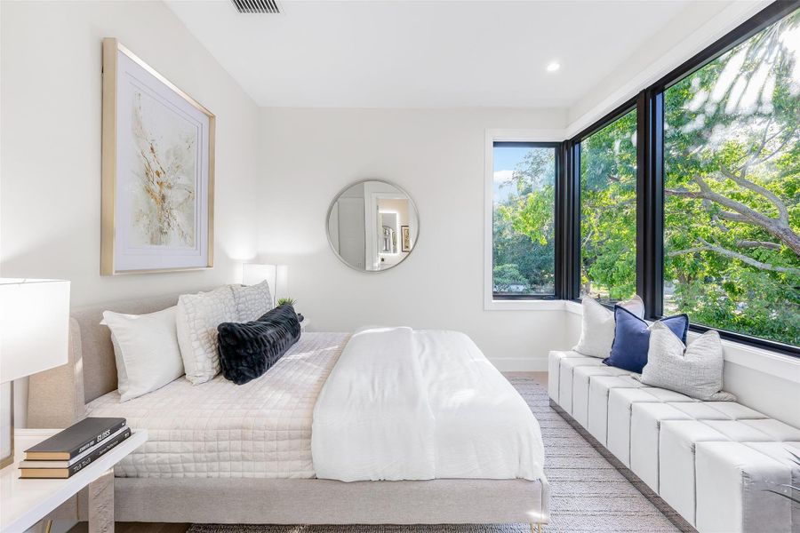 Furnished interior view inside a new home in , Fort Lauderdale (Image 5).