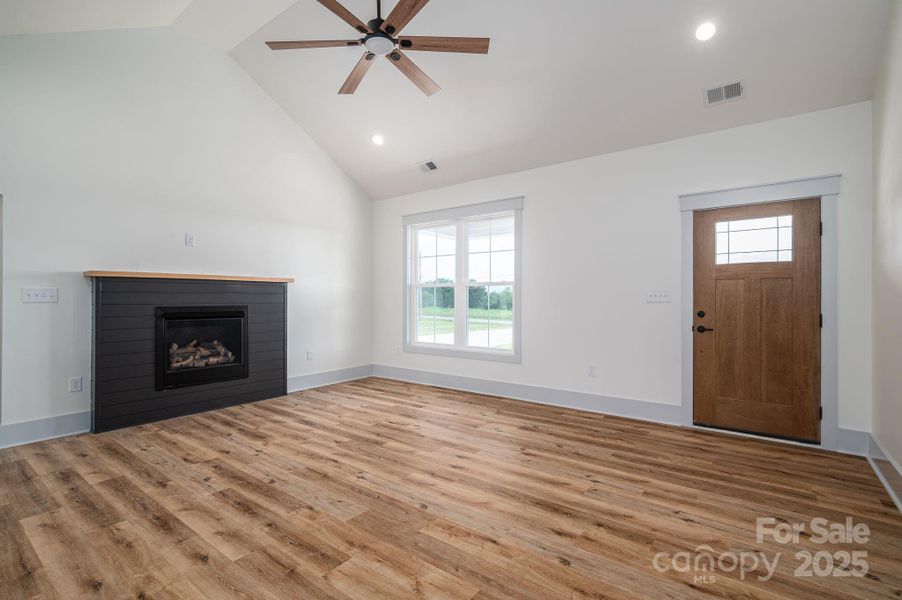 Image 41 of a home in .