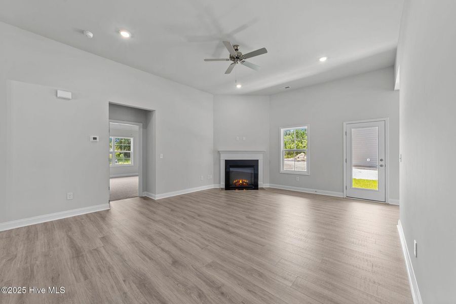 Spacious, unfurnished interior of a new home in Rutledge, Shallotte (Image 16).
