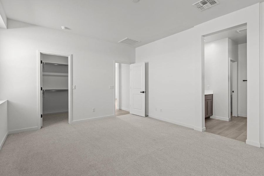 Spacious, unfurnished interior of a new home in The Traditions at Teravalis, Buckeye (Image 12). Spacious, unfurnished interior of a new home in The Traditions at Teravalis, Buckeye (Image 12).