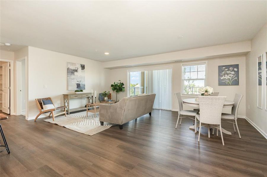 Spacious Living and Dining Spacious Living and Dining