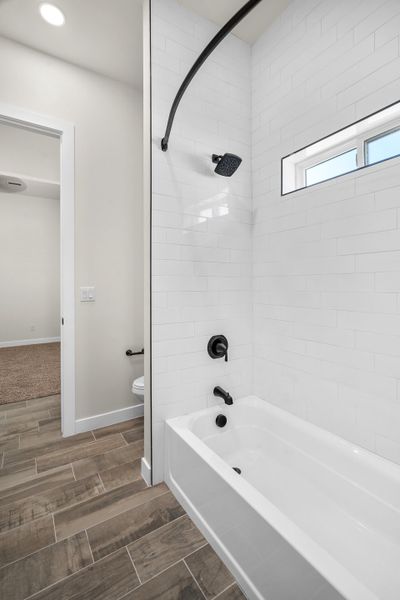 Image 104 representing the Scottsdale by LEH. Homes in Garden Park Unit 4, El Paso, TX. Image 104 representing the Scottsdale by LEH. Homes in Garden Park Unit 4, El Paso, TX.