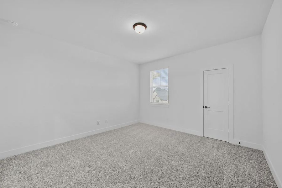 Spacious, unfurnished interior of a new home in Grange, Katy (Image 29).