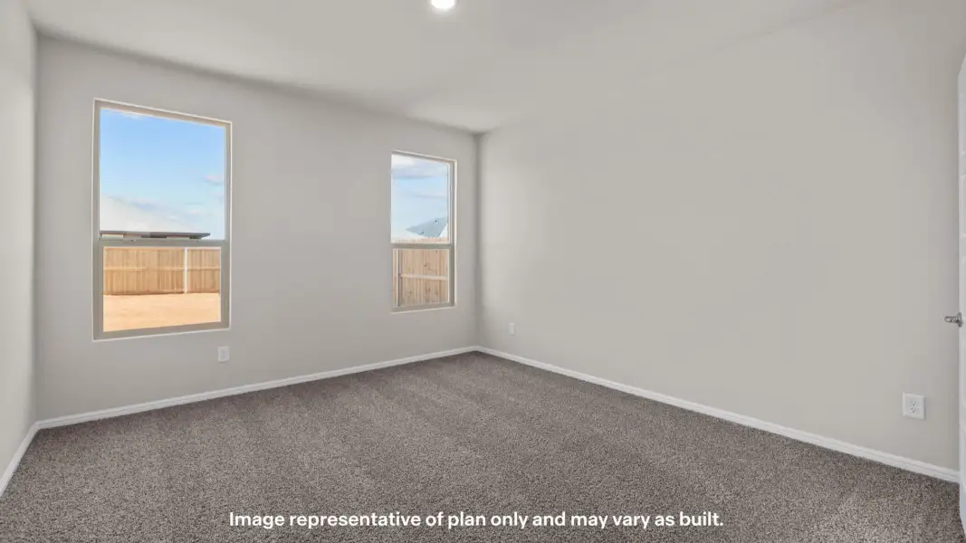 Spacious, unfurnished interior of a new home in Yukon Ridge, Odessa (Image 14).