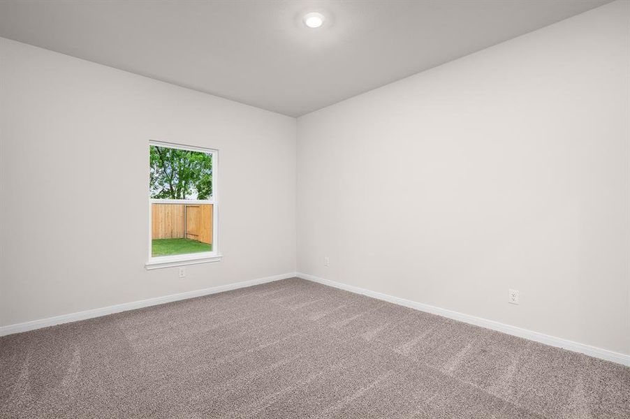 Spacious, unfurnished interior of a new home in Creekside Estates, Terrell (Image 4).