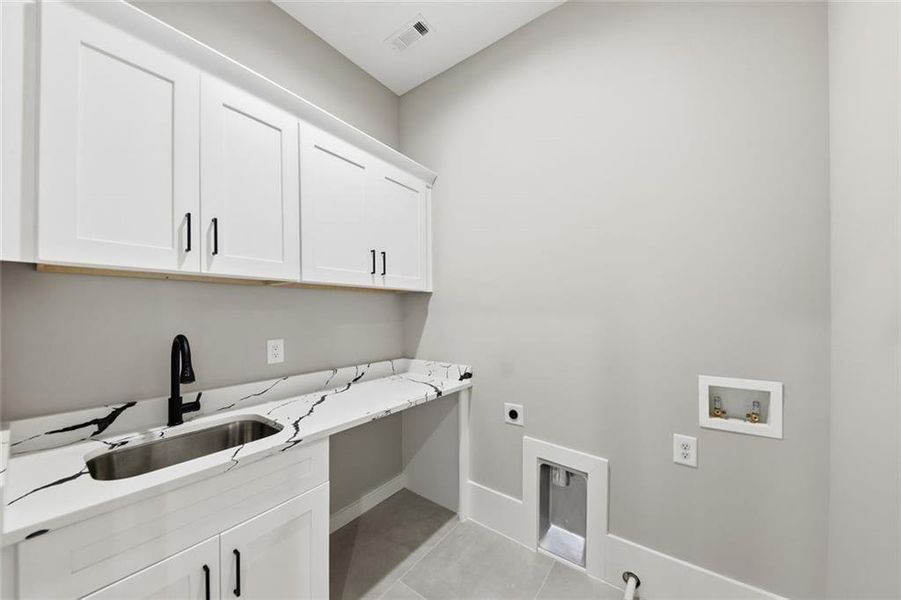 Furnished interior view inside a new home in , Lawrenceville (Image 42). Furnished interior view inside a new home in , Lawrenceville (Image 42).